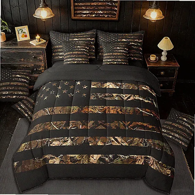 American Flag Camouflage 7-Piece Bedding Set for Hunters - Queen Size