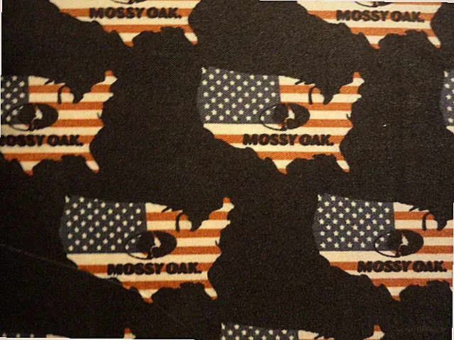 new 2 Standard MOSSY OAK Pillow Cases AMERICA Flag Patriotic Look red dk blue