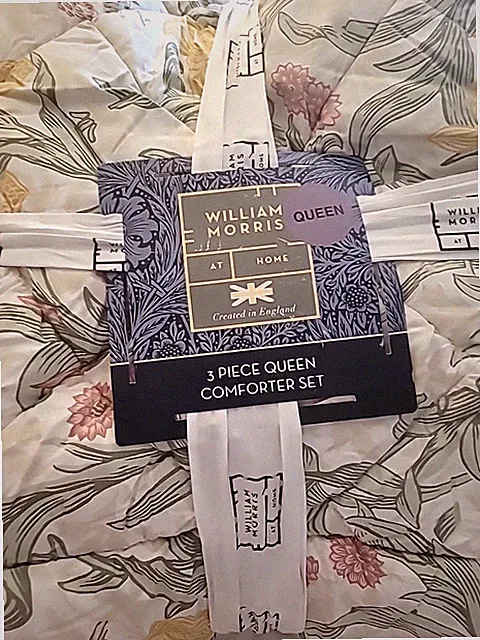 NWT William Morris QUEEN IRIS SUMMER Comforter & 2 Shams BEAUTIFUL COLORS