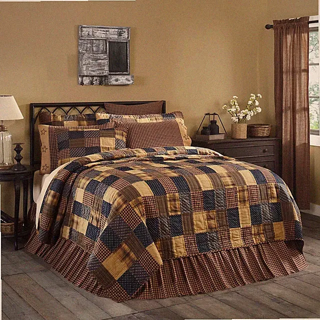 PATRIOTIC PATCH QUILTS & ACCESSORIES SELECTION Rustic Primitive Set VHC Brands