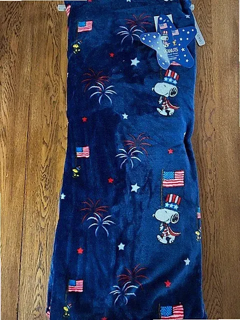 Peanuts Snoopy Woodstock Throw Blanket 4th Of July Patriotic Flag 60”X 70" NEW!!